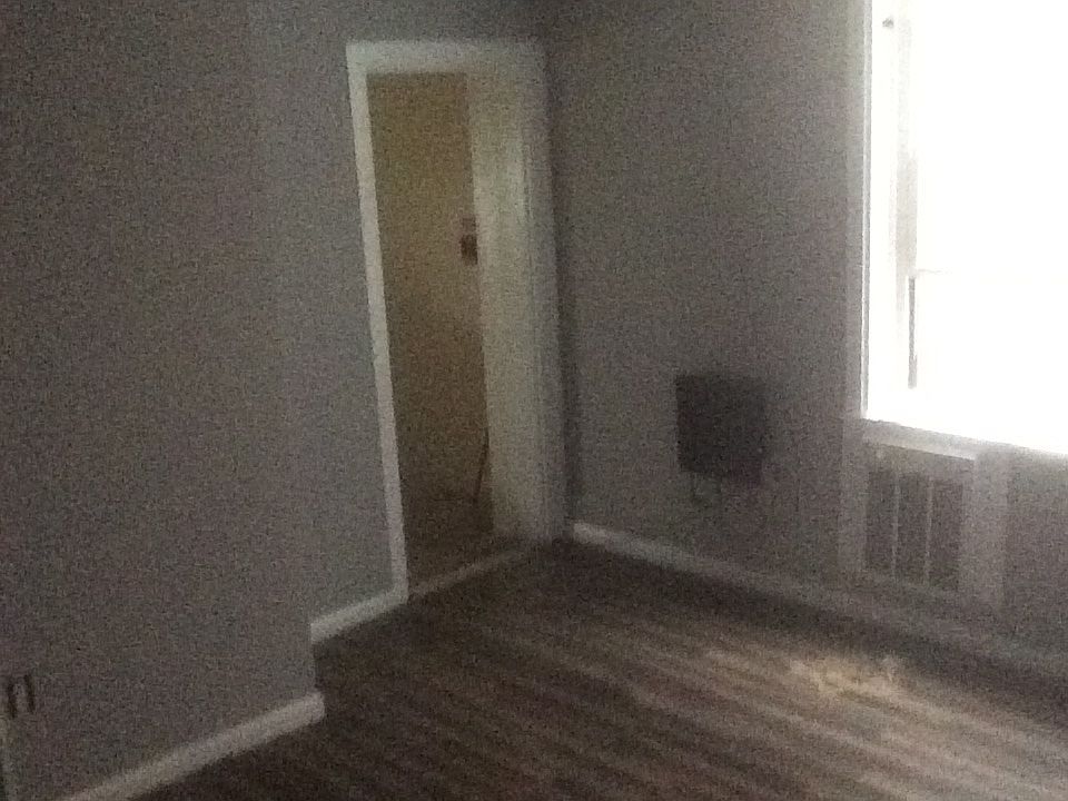1st image of 1522 W Westmoreland St APT 1R