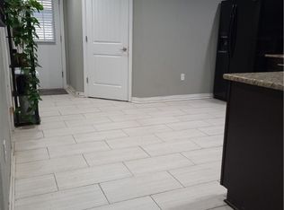 733 Neches St, Lockhart, TX 78644