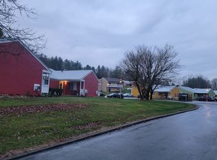 138 Buhl Morton Rd APT 104, Gallipolis, OH 45631
