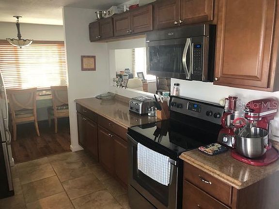 5th image of 428 Cervina Dr S