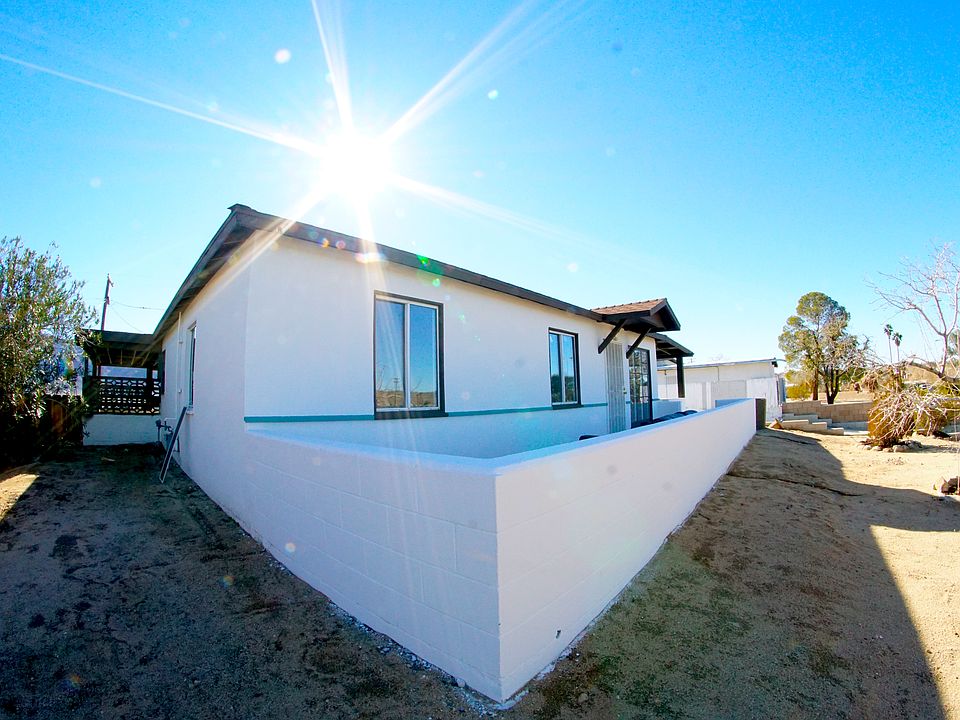 1st image of 72319 El Paseo Dr