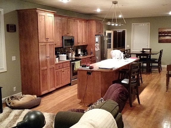 Open floor plan with living room, kitchen and dining all tog