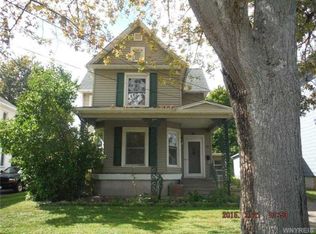 81 Webb St, Lockport, NY 14094