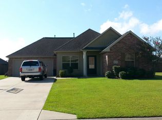 6116 Waterford Ln, Sorrento, LA 70778