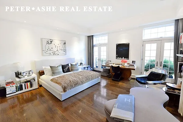 Rented by Peter Ashe | media 7