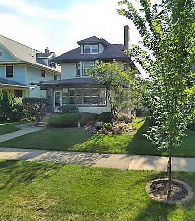 1st image of 610 Gunderson Ave