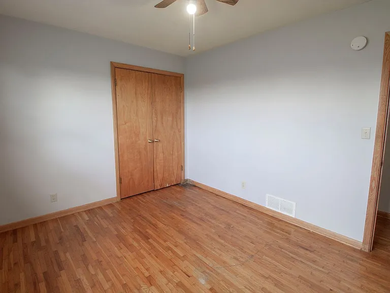 1303 Smiley Ln — Photo 19