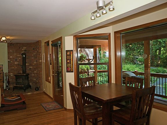 5th image of 24019 SE 127th St