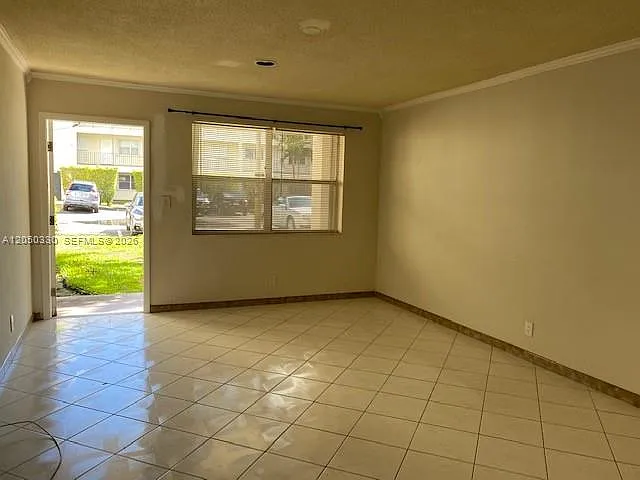 2210 Taylor St #103 — Photo 10