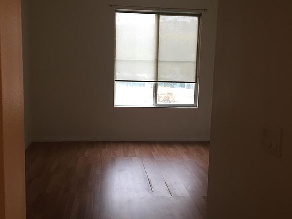 5th image of 6020 Seabluff Dr Unit 241