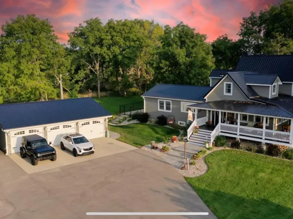 76 Hillside Road, Edgerton, WI 53534