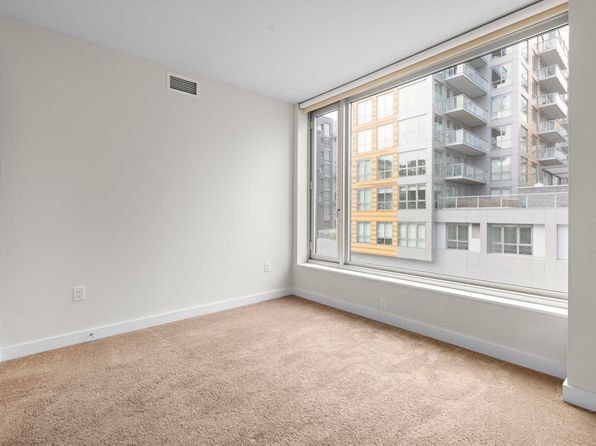 1000 Avenue At Port Imperial #403, Weehawken, NJ 07086