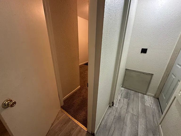 1025 E Washington St #2 — Photo 17