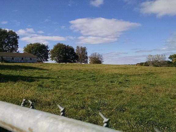 Horse stable and pasture for $300.00