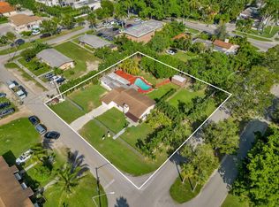 141 NE 14th St, Homestead, FL 33030