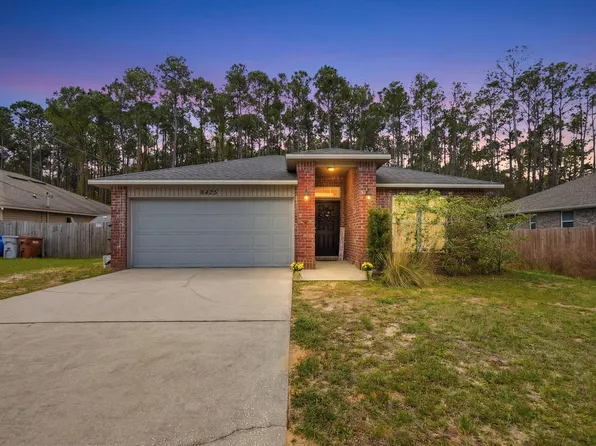 8425 Sevilla St, Navarre, FL 32566