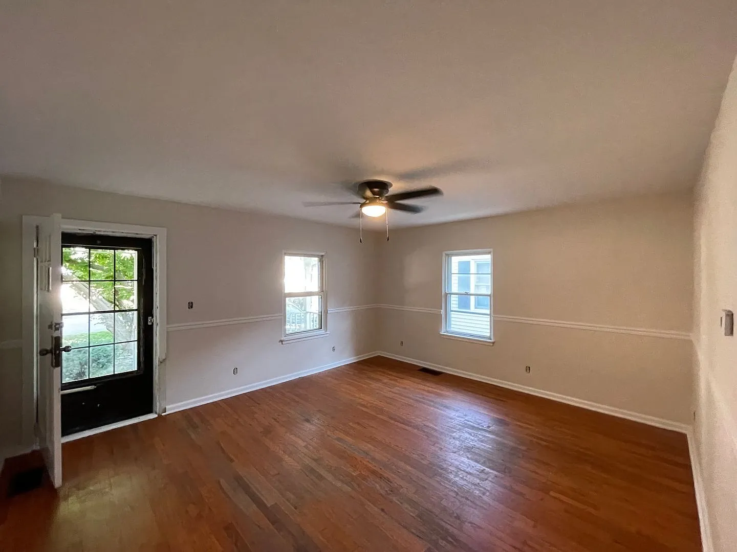 2 Bed 1 Bath Home — Photo 4