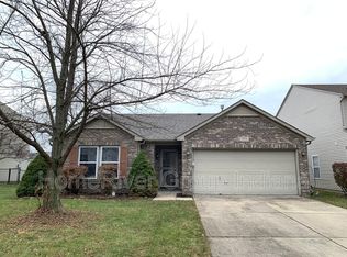 5676 N Plymouth Ct, McCordsville, IN 46055