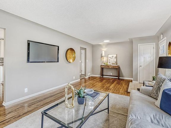 3rd image of 11939 James Rd