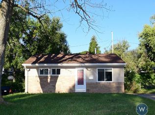 3222 S 40th St, Omaha, NE 68105