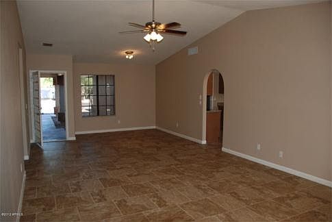 5th image of 7401 W Canterbury Dr