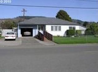 402 Alder St, Brookings, OR