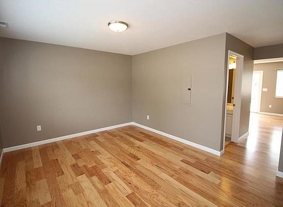 4th image of 9972 Bunker Hill Dr