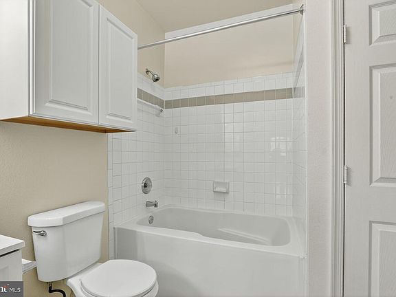 5th image of 3021 Nicosh Cir Unit 1108