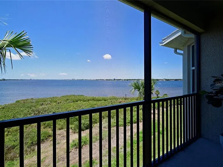 850 Tidewater Shores Loop #402 — Photo 32