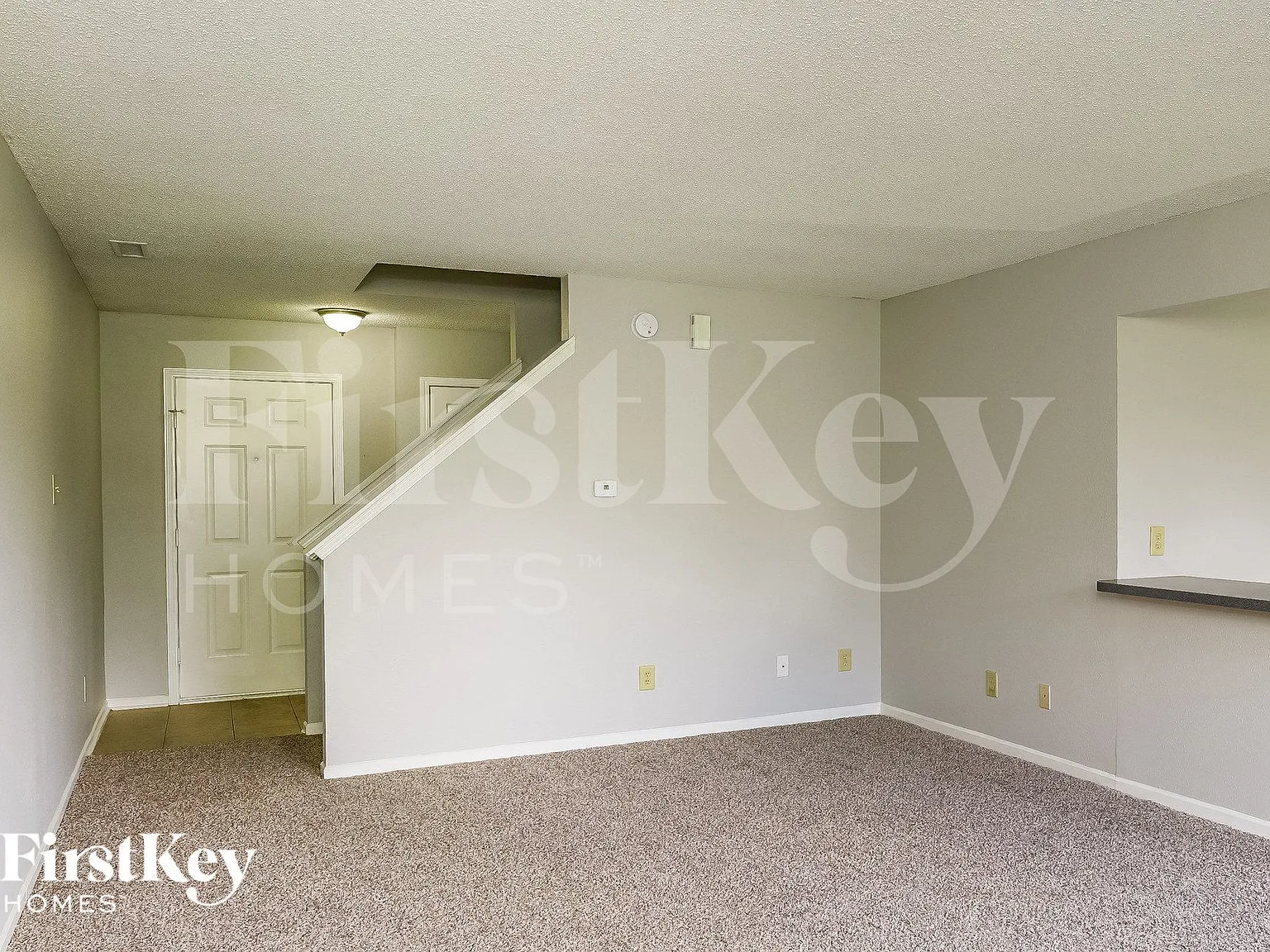 3 bed, 2.0 bath, 1588 sqft, $1,900 — Photo 3