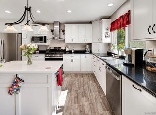 3635 Oak Cliff Dr, Fallbrook, CA 92028