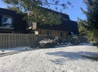 8555 Island Pines Dr, Maineville, OH 45039