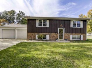 1859 Camden St, Springfield, IL 62702