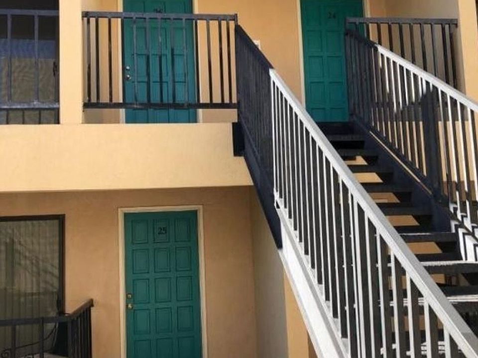 2nd image of 1025 Valencia Dr SE APT 26