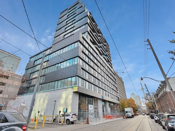 195 McCaul St #716, Toronto, ON M5T 0E5