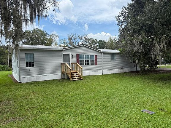 2nd image of 601 MOOSE LODGE ROAD