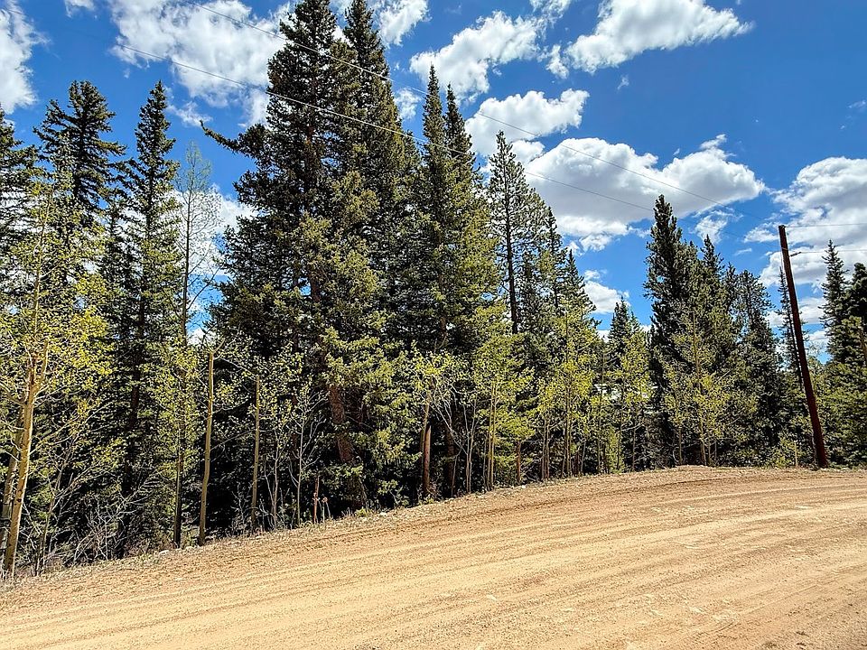 1st image of 324 Bauxite Lane