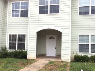 142 Chancery Ln, Carrollton, GA 30117