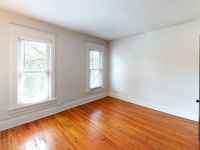 74 Euclid Ave — Photo 10