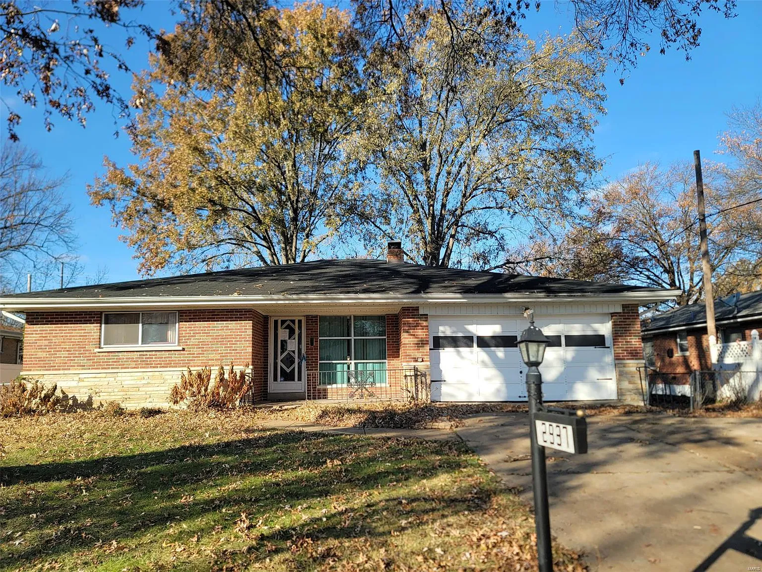 2937 Chevron Dr photo 1
