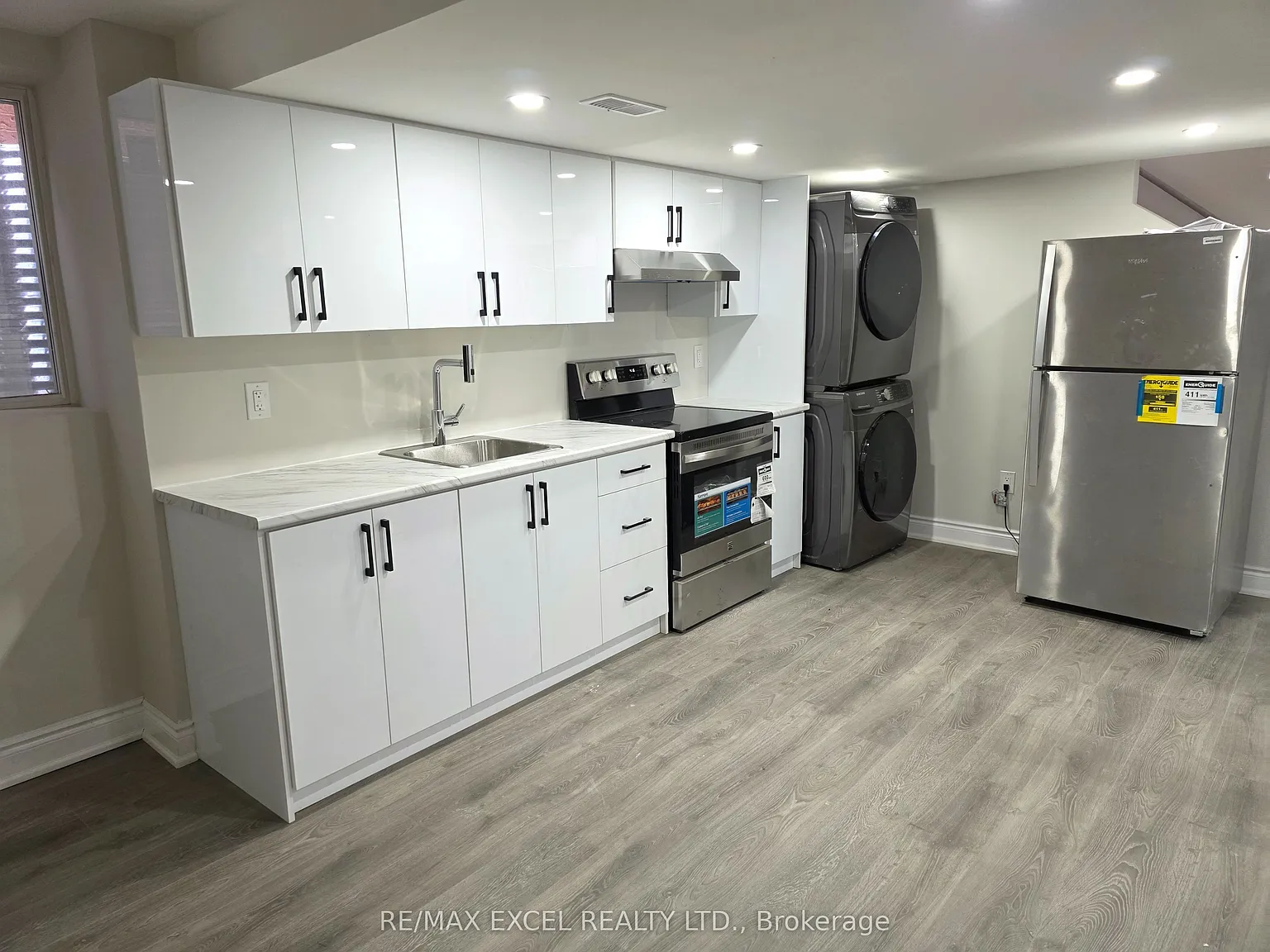 3 bed, $2,500 — Photo 3