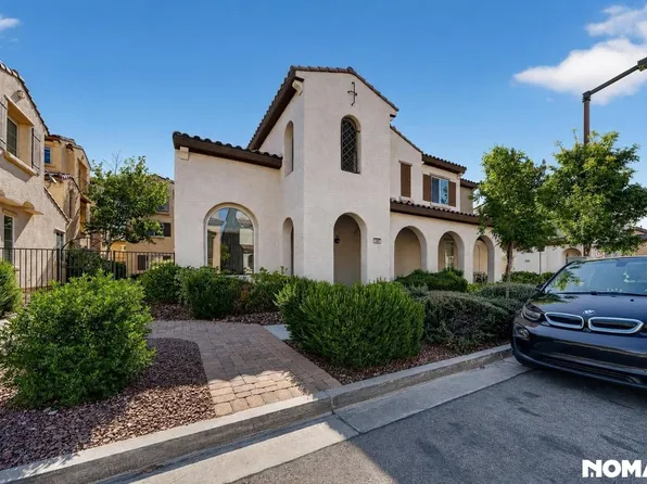 1902 Hollywell St, Las Vegas, NV 89135