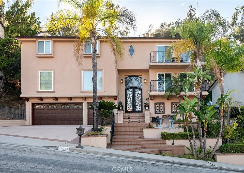 3435 Oakmont View Dr