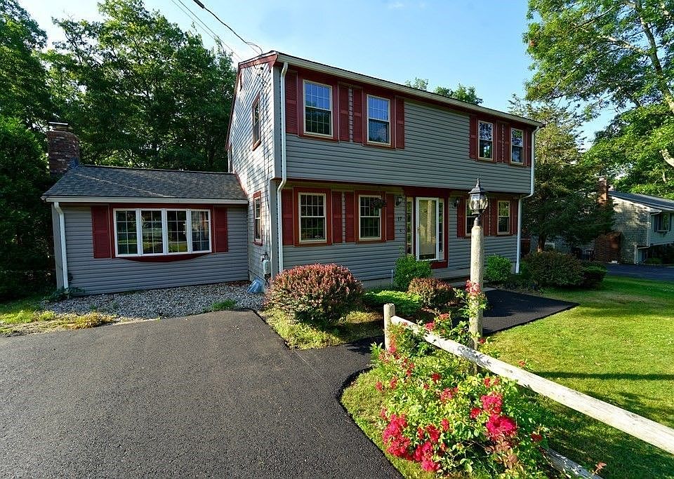 1st image of 17 Spencer Dr
