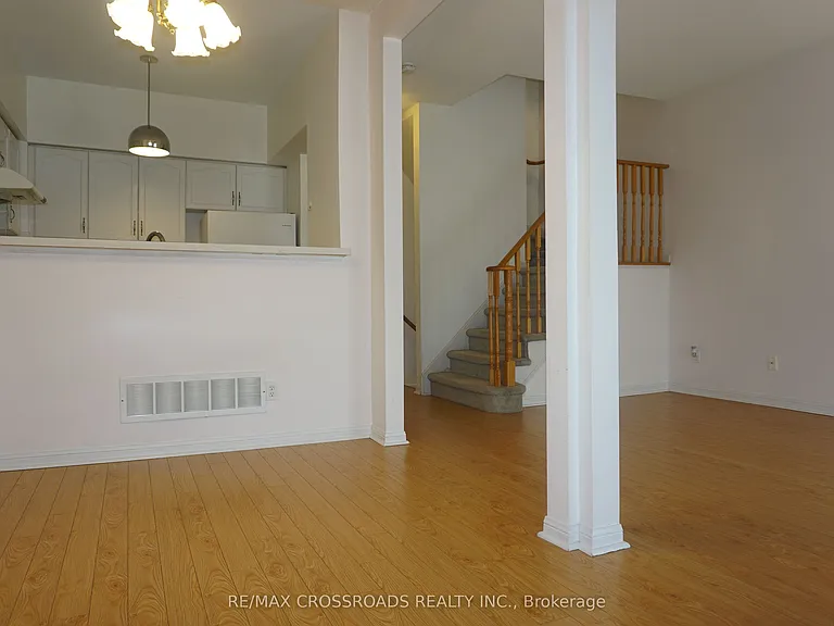 12 Saint Moritz Way #13 — Photo 3