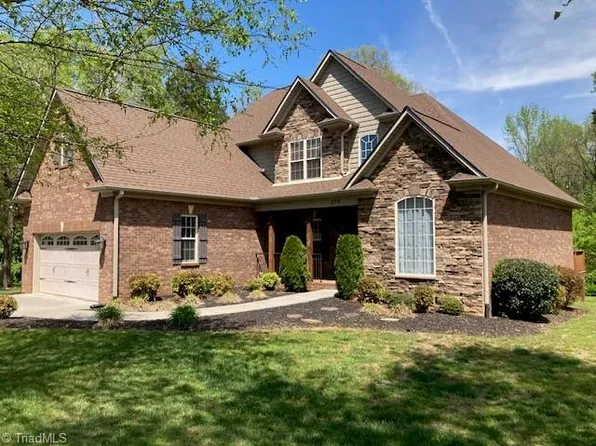 270 Plumstead Ln, Clemmons, NC 27012