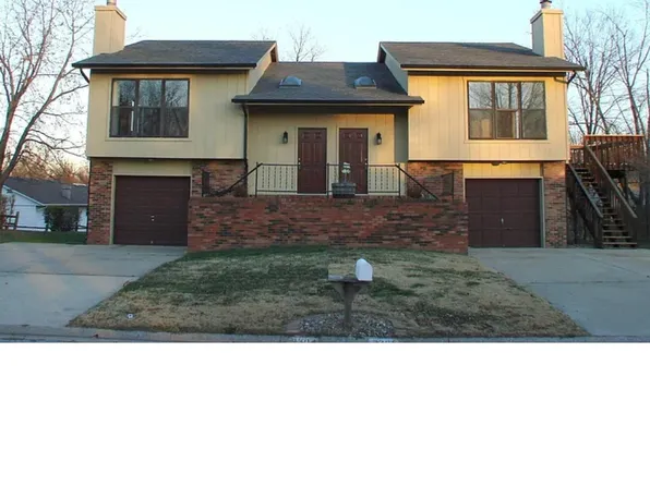 3306 Saratoga Dr, Belleville, IL 62221