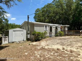 118 Luther Dr, Interlachen, FL 32148