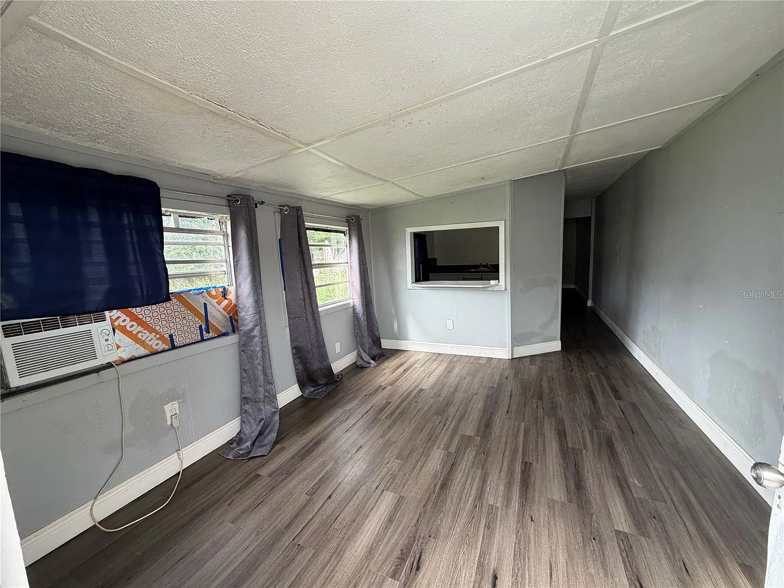 1 bed, 400 sqft, $1,350 — Photo 2