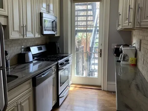 1 Wigglesworth St #11R, Roxbury Crossing, MA 02120